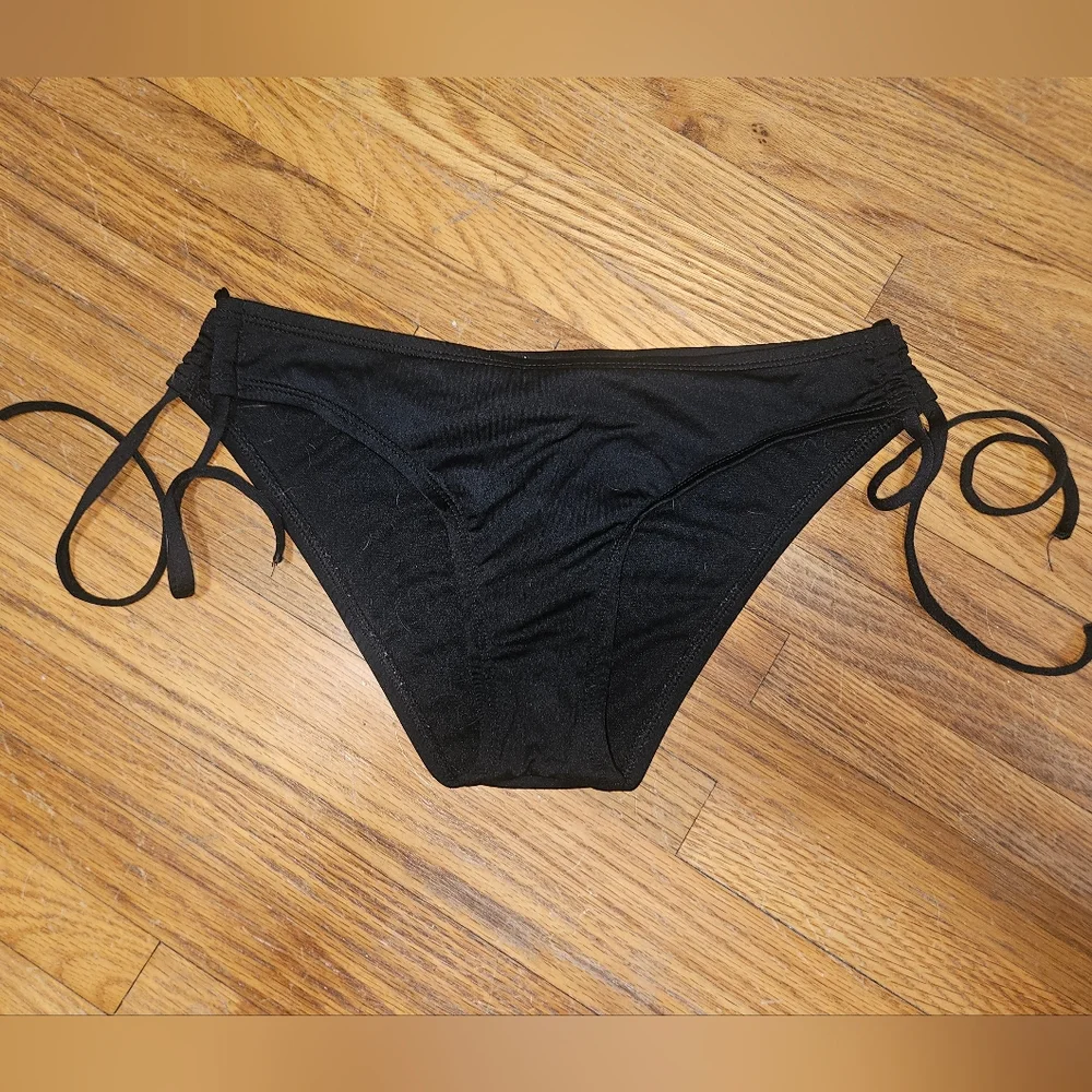 Kona Sol Black Bikini Bottom with Side Ties Size Small - Picture 3 of 10
